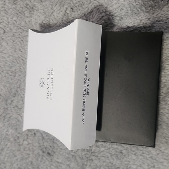 Avon Rising Star Circle Link Giftset - Picture 4 of 4